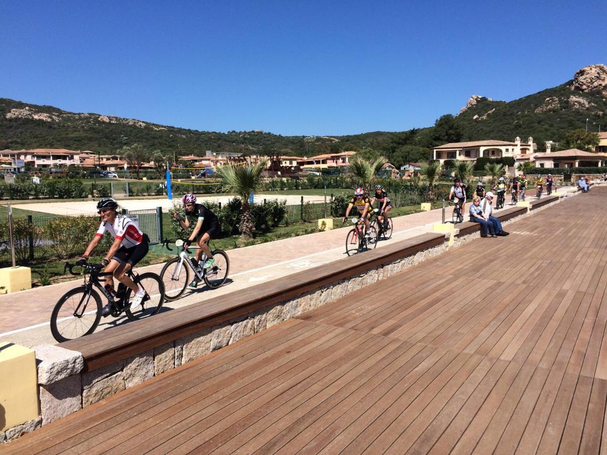 Sardinia Family Villas - Cannigione Beach Apartments Eksteriør billede