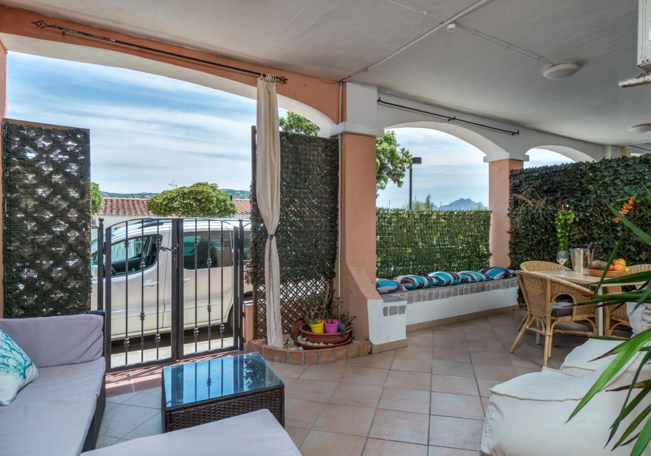 Sardinia Family Villas - Cannigione Beach Apartments Eksteriør billede