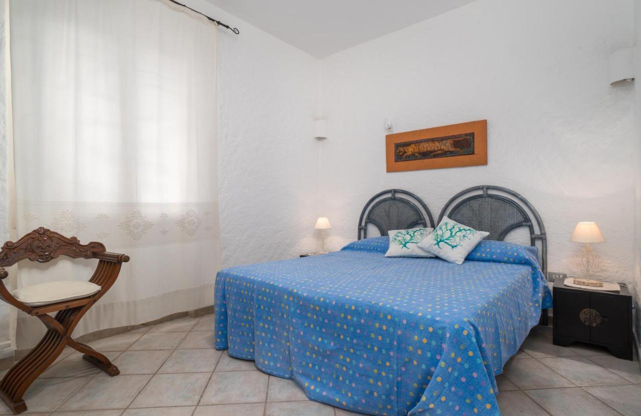 Sardinia Family Villas - Cannigione Beach Apartments Eksteriør billede