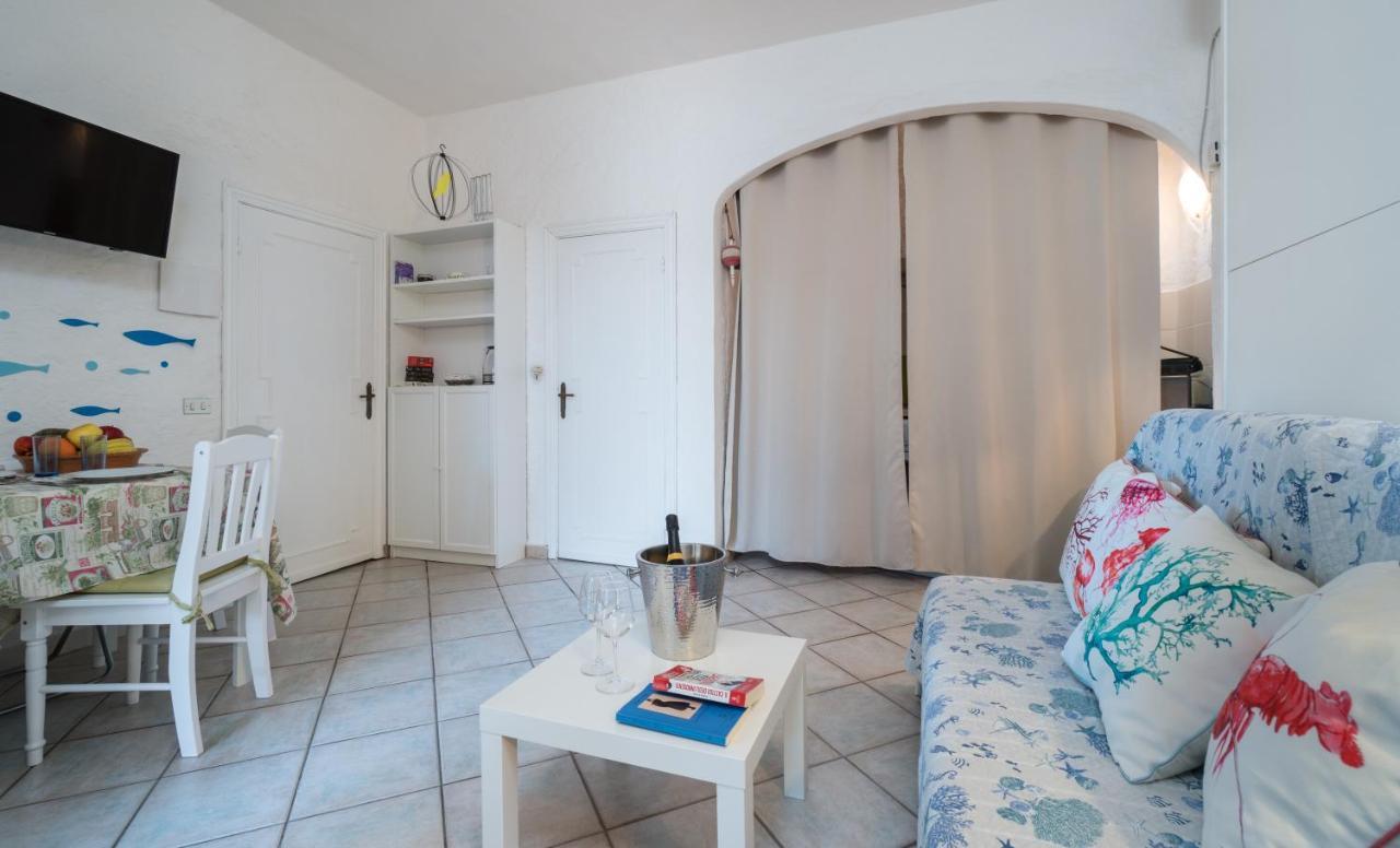 Sardinia Family Villas - Cannigione Beach Apartments Eksteriør billede