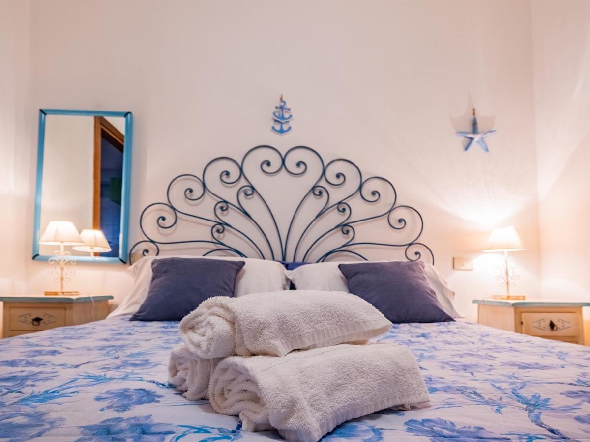 Sardinia Family Villas - Cannigione Beach Apartments Eksteriør billede